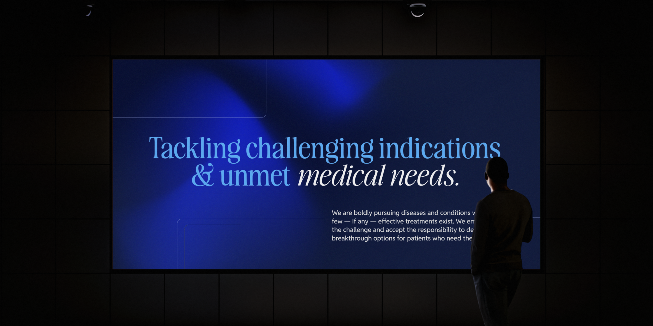 Tr1xBio_LEDBillboardMockup2